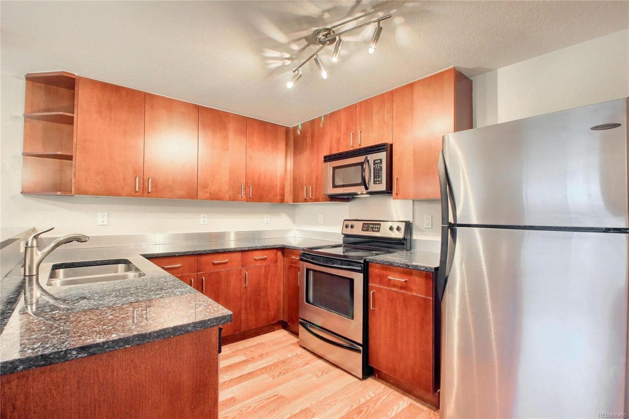 188 Logan Street - Photo 1