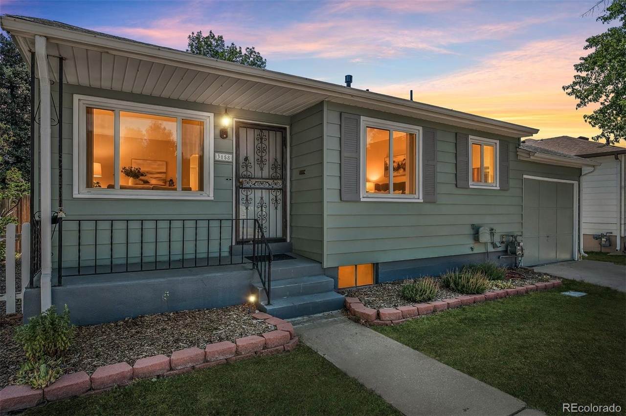 3158 Fox Street - Photo 1