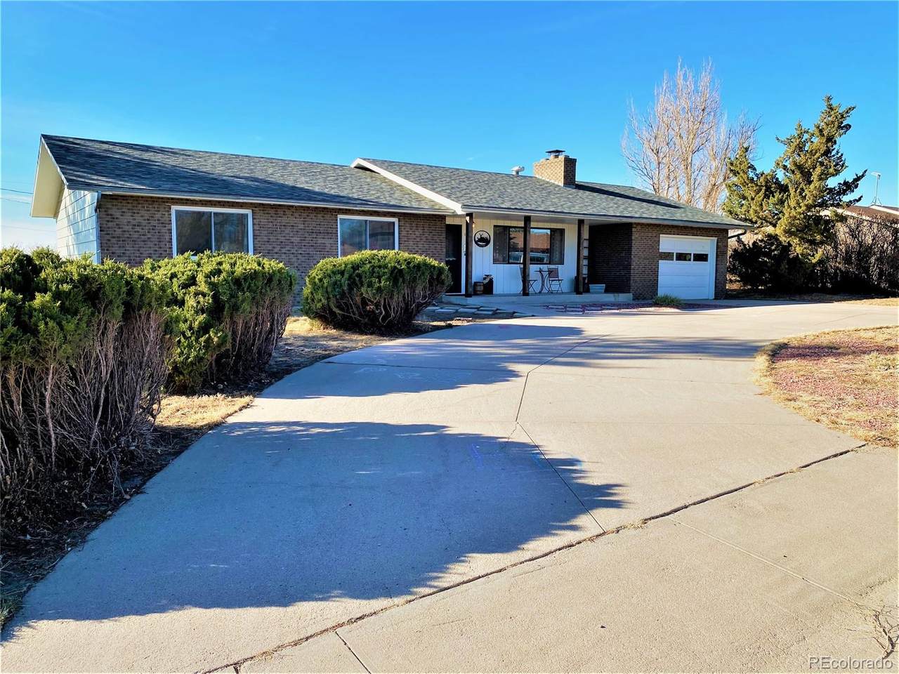1075 D Avenue - Photo 1