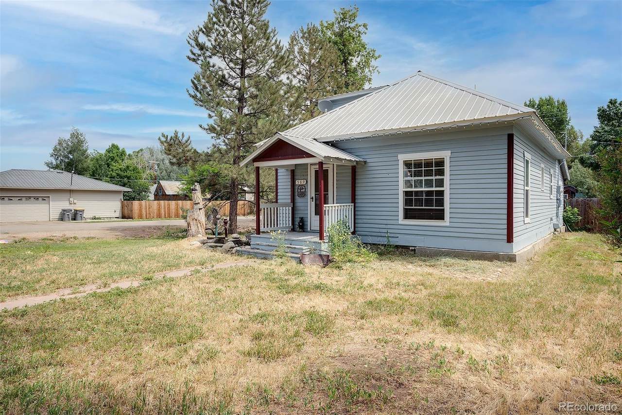 589 Jefferson Avenue - Photo 1