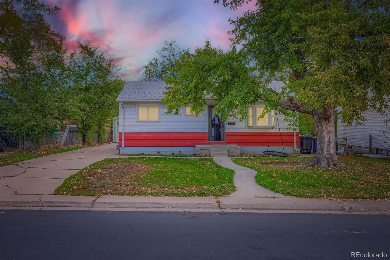 1524 Clay Street - Photo 1