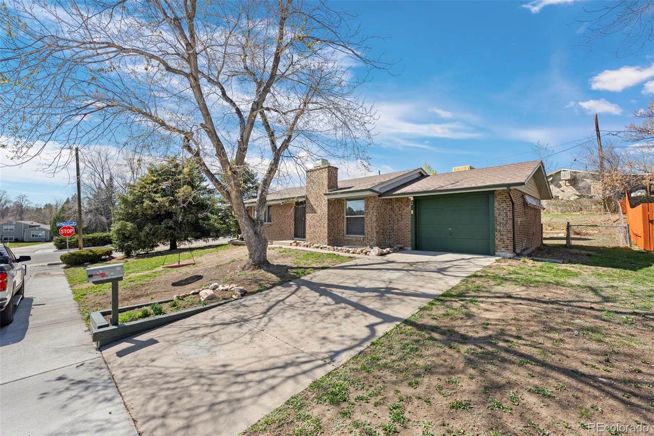 6779 79th Circle - Photo 1