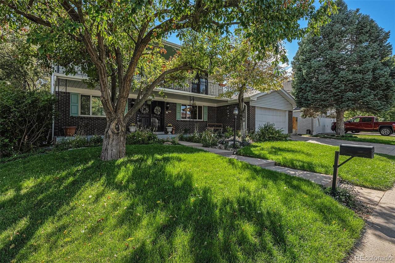 7622 Nassau Avenue - Photo 1