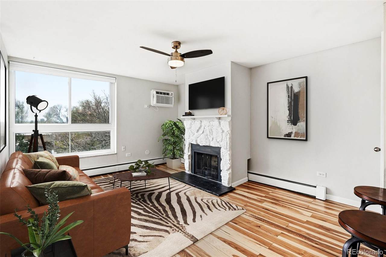 1050 Lafayette - Photo 1