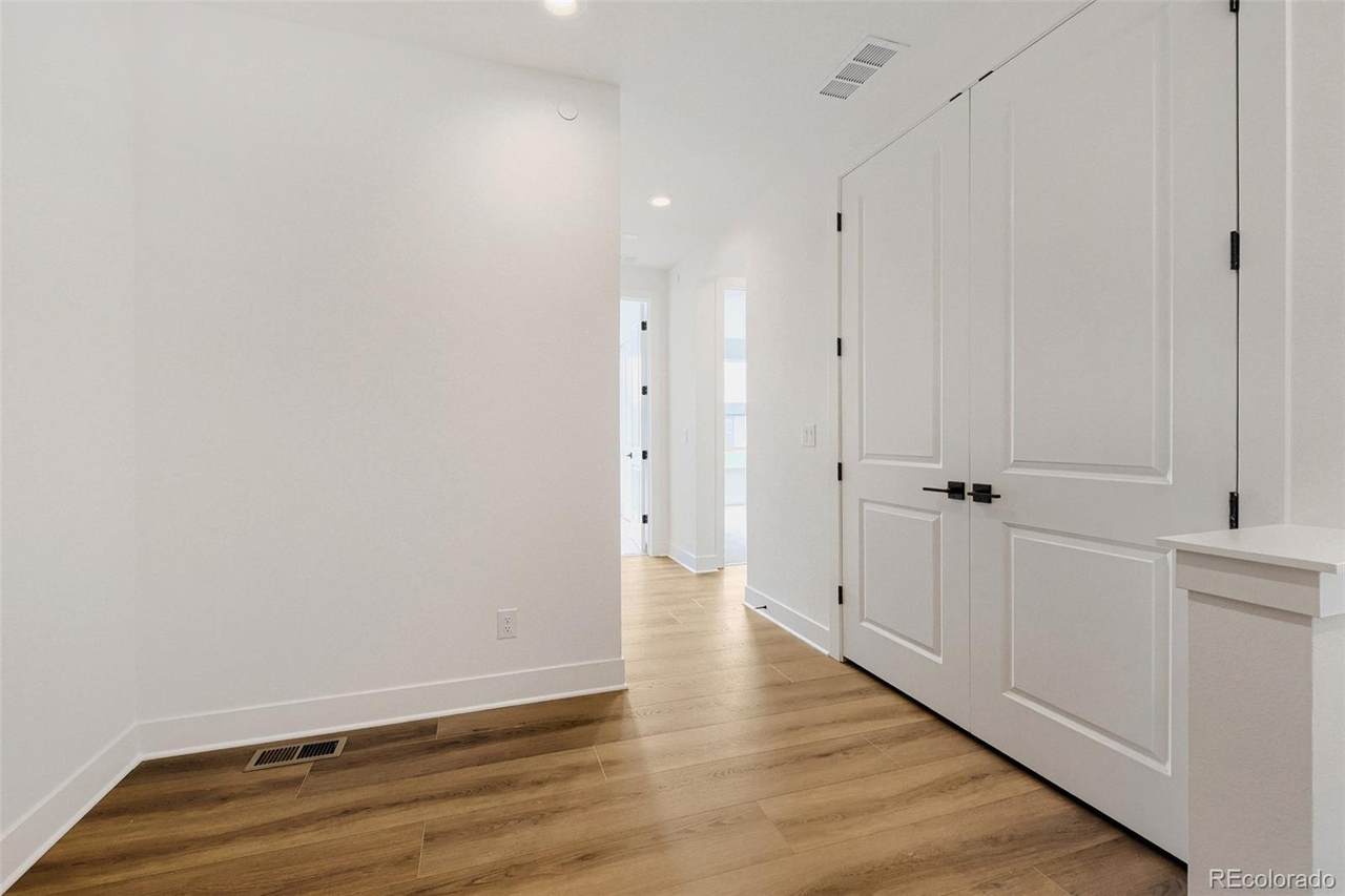 3449 Elmhurst Place - Photo 1