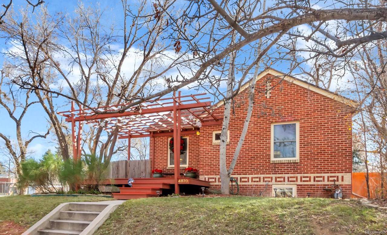4870 18th Avenue - Photo 1