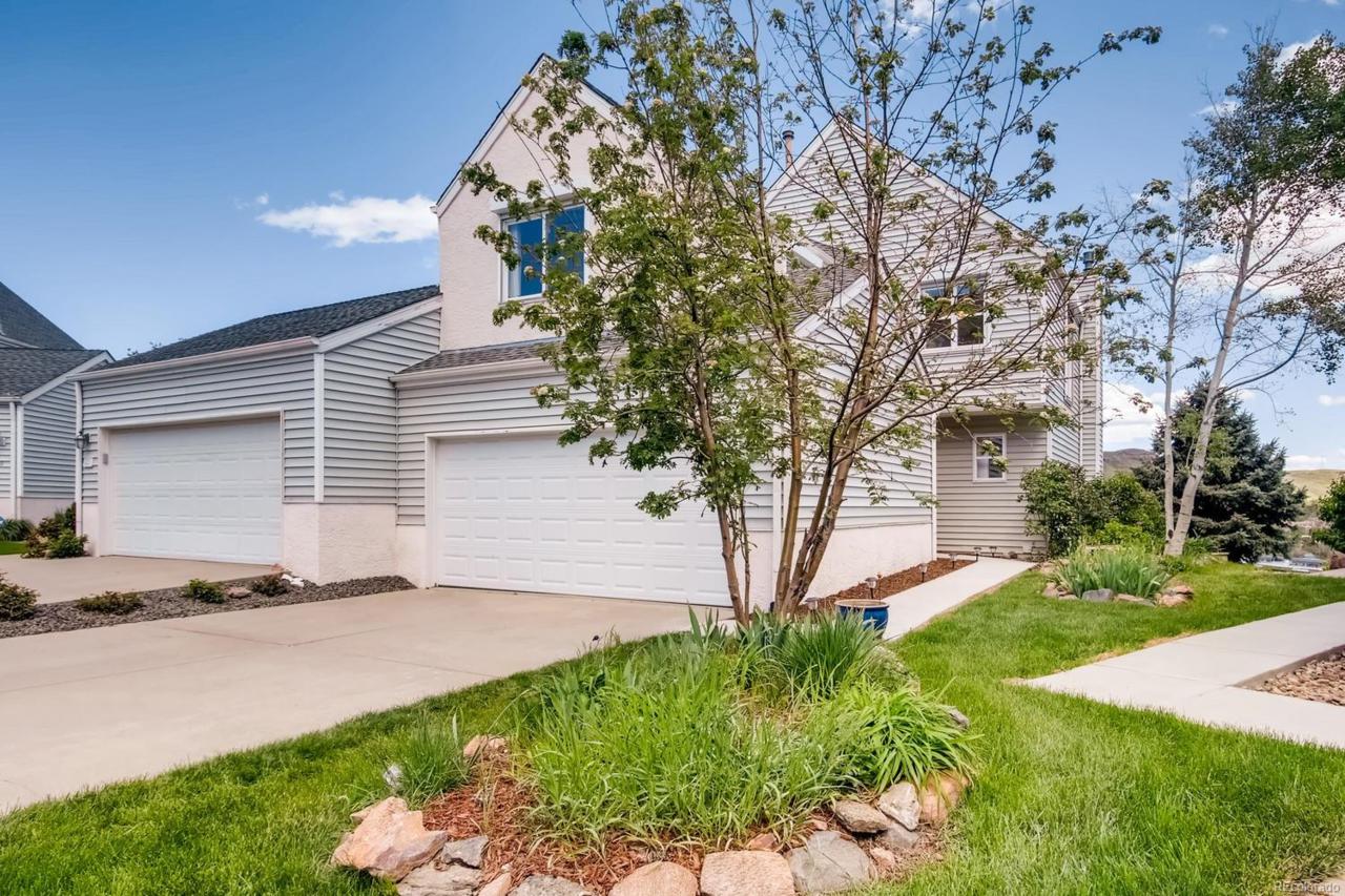 523 Canyon View Drive - Photo 1
