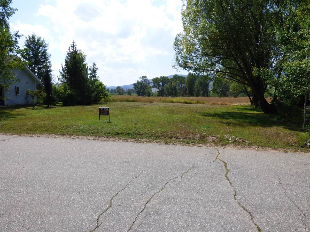 1440 Park Court - Photo 1