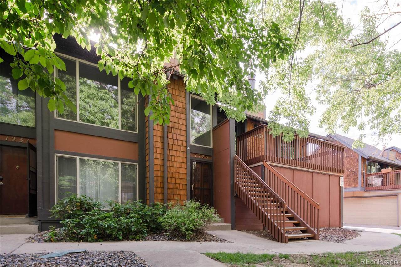 1223 Crystal Way - Photo 1