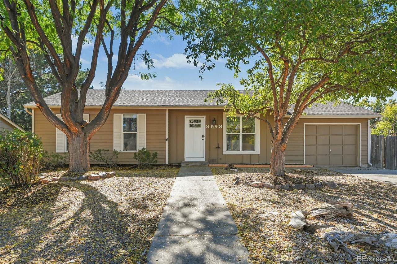 8598 Dartmouth Place - Photo 1