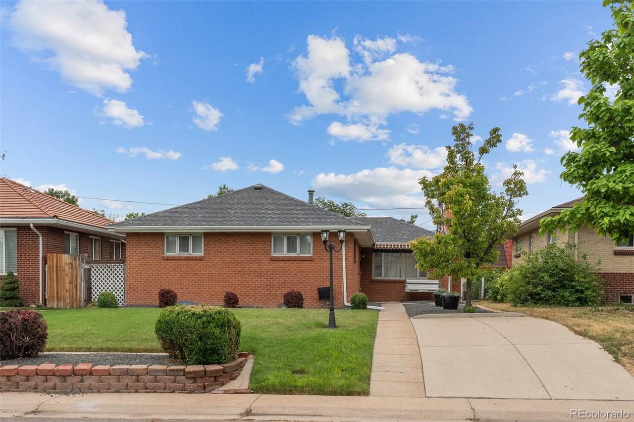 70 Yates Street - Photo 1