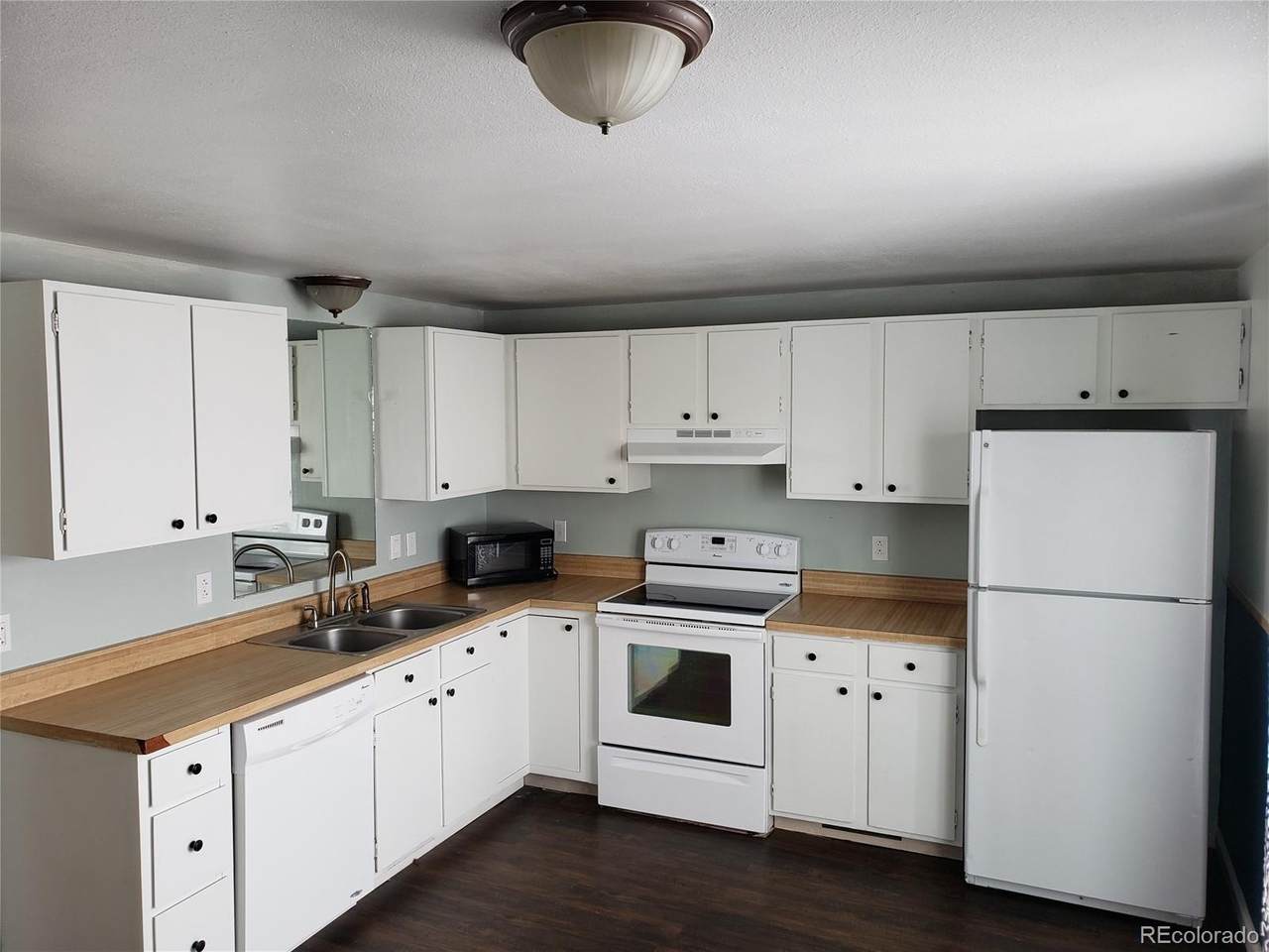 238 Harvest Drive - Photo 1