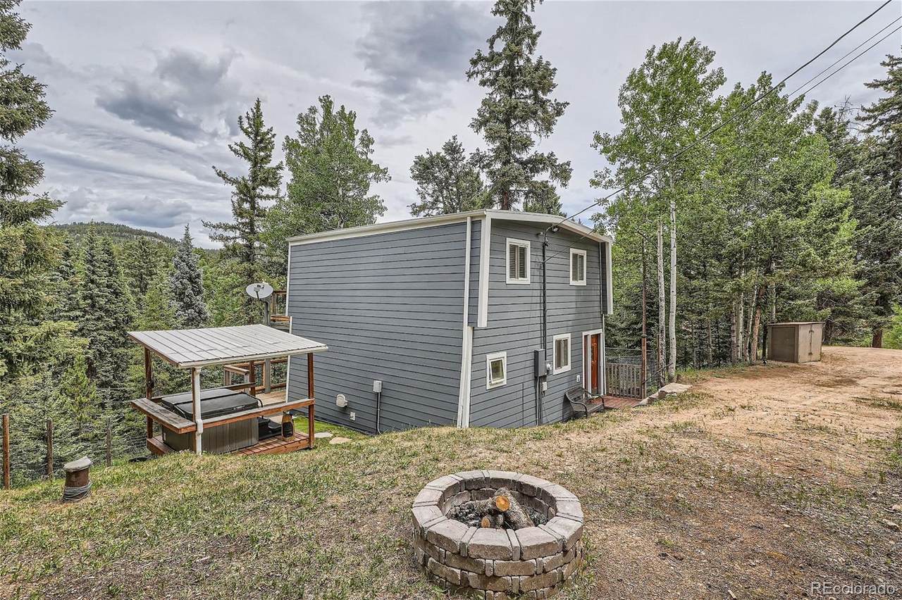 12228 Circle Drive - Photo 1