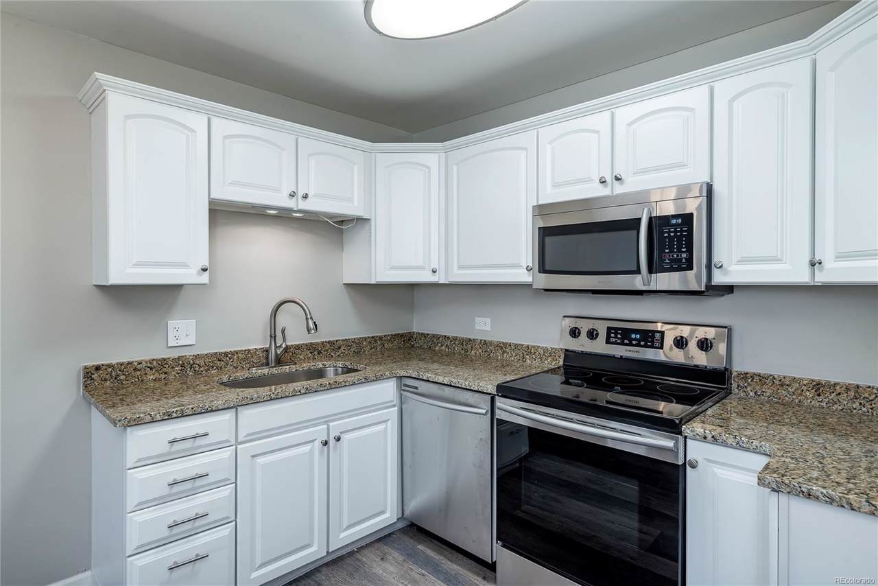 755 Alton Way - Photo 1