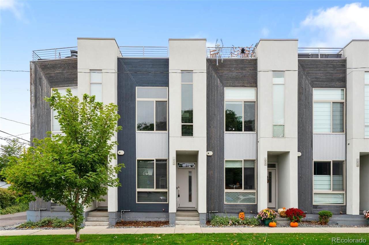 1022 37th Avenue - Photo 1