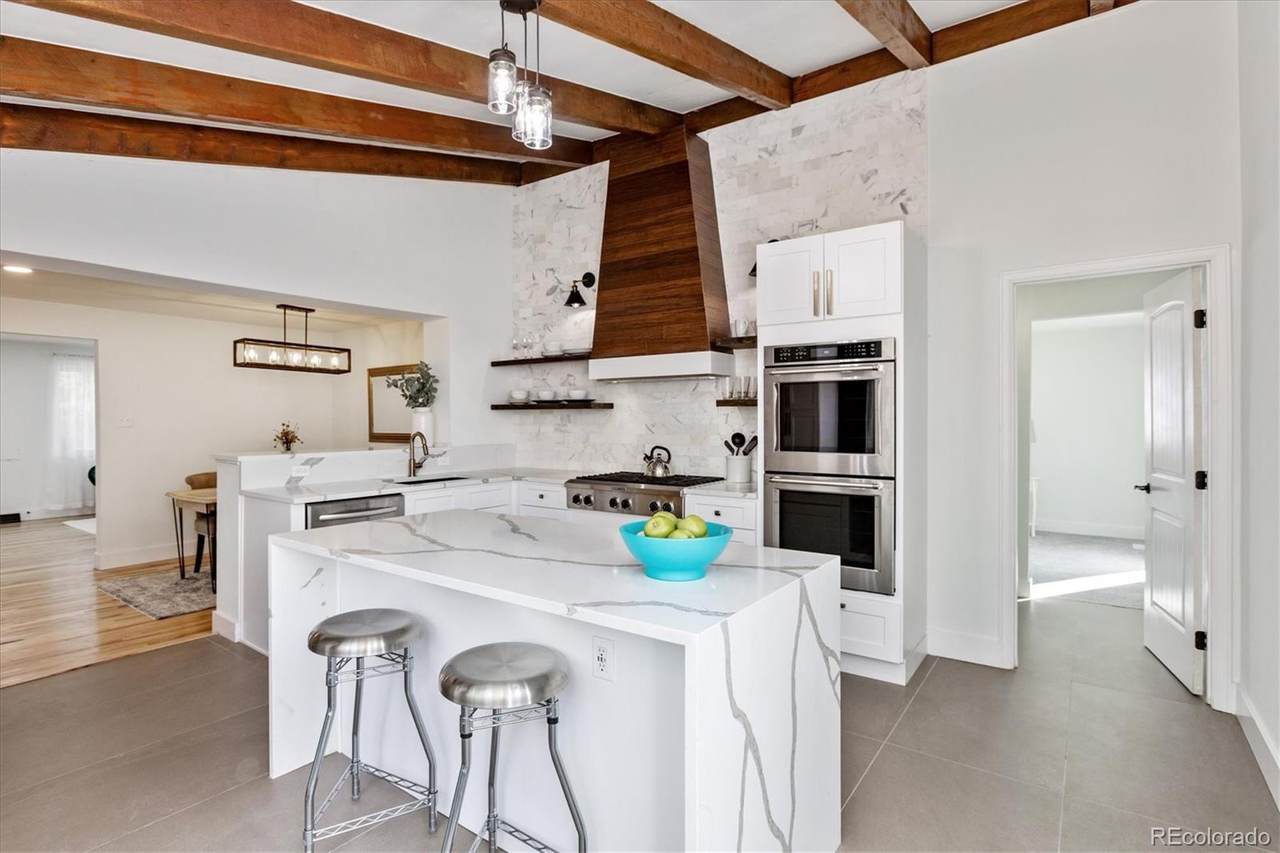 3063 Hudson Street - Photo 1