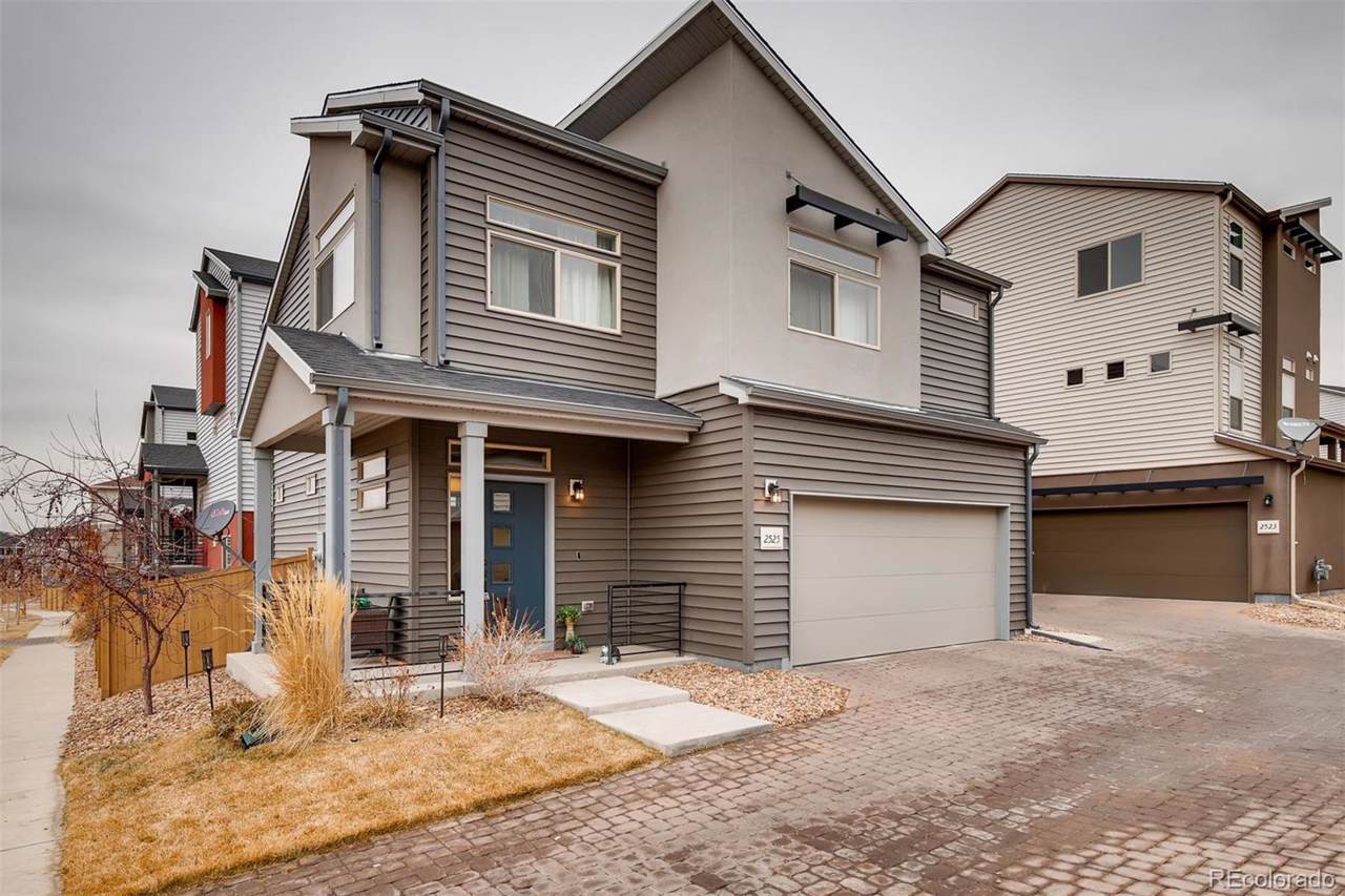 2525 Sweet Wind Avenue - Photo 1