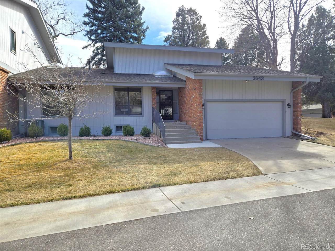 2643 Wadsworth Circle - Photo 1