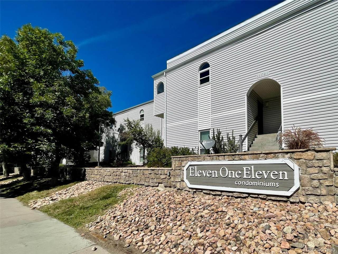 11115 Alameda Avenue - Photo 1