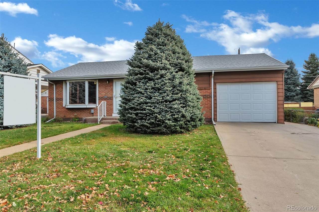 6916 Fern Drive - Photo 1