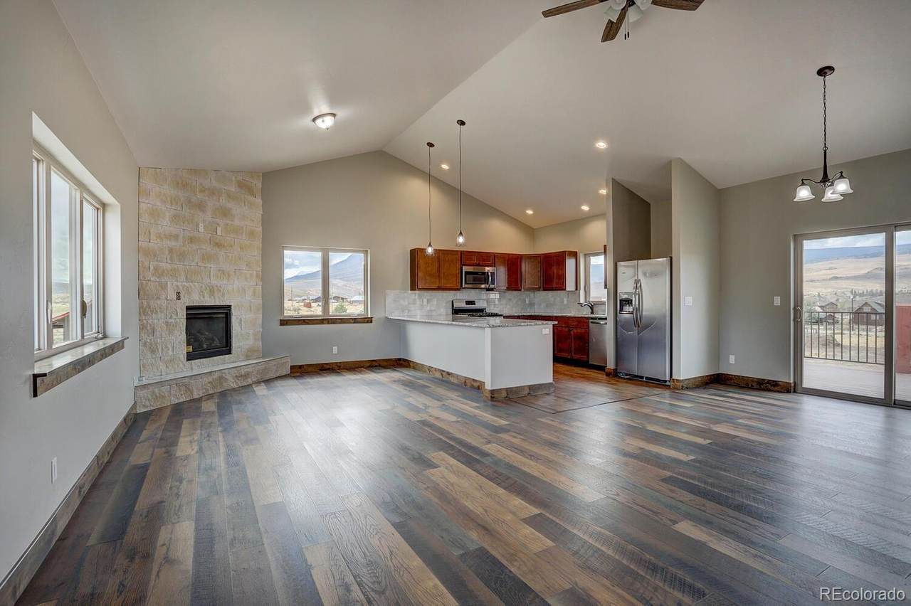 415 County Road 1015 - Photo 1
