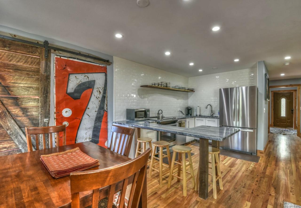 201 2nd Avenue - Photo 1