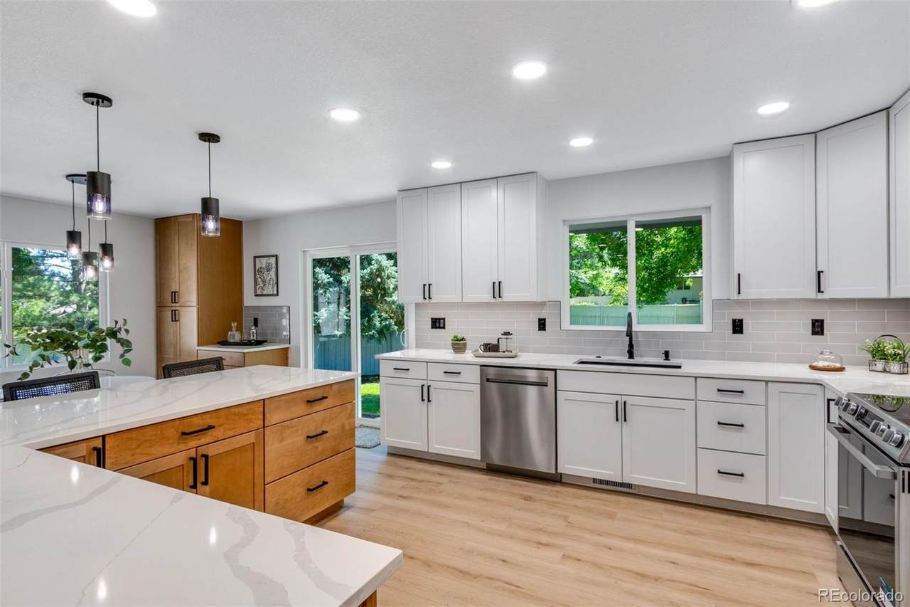 301 Bowline Court - Photo 1