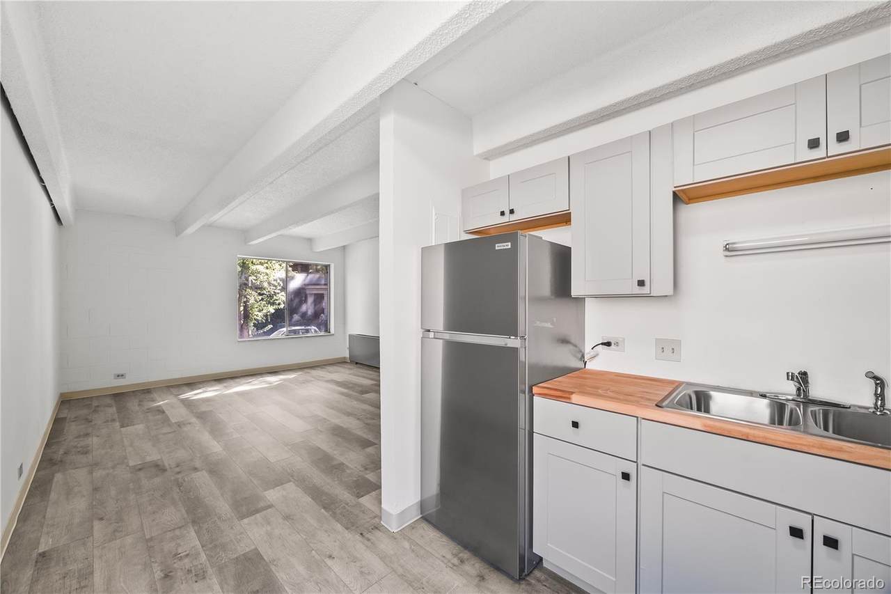 555 10th Avenue - Photo 1