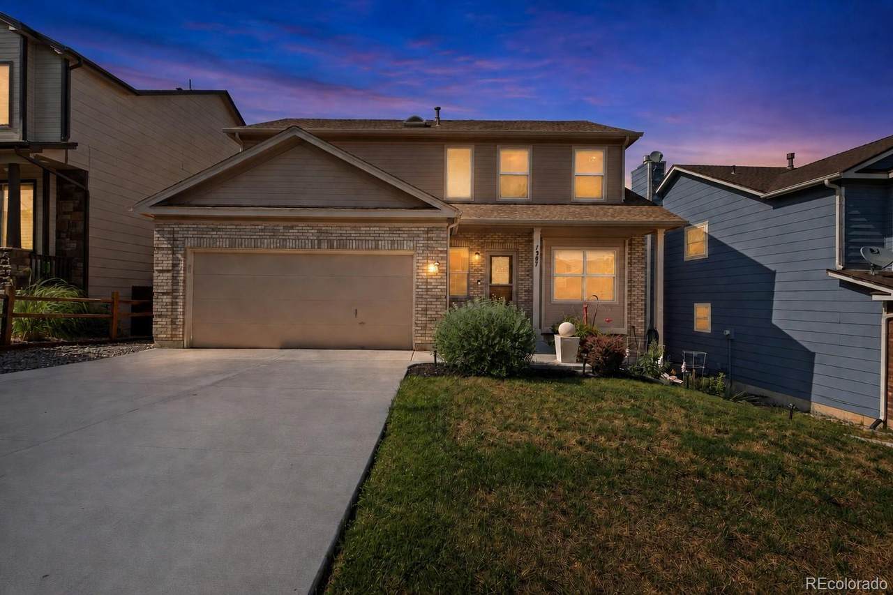 1547 Chesham Circle - Photo 1