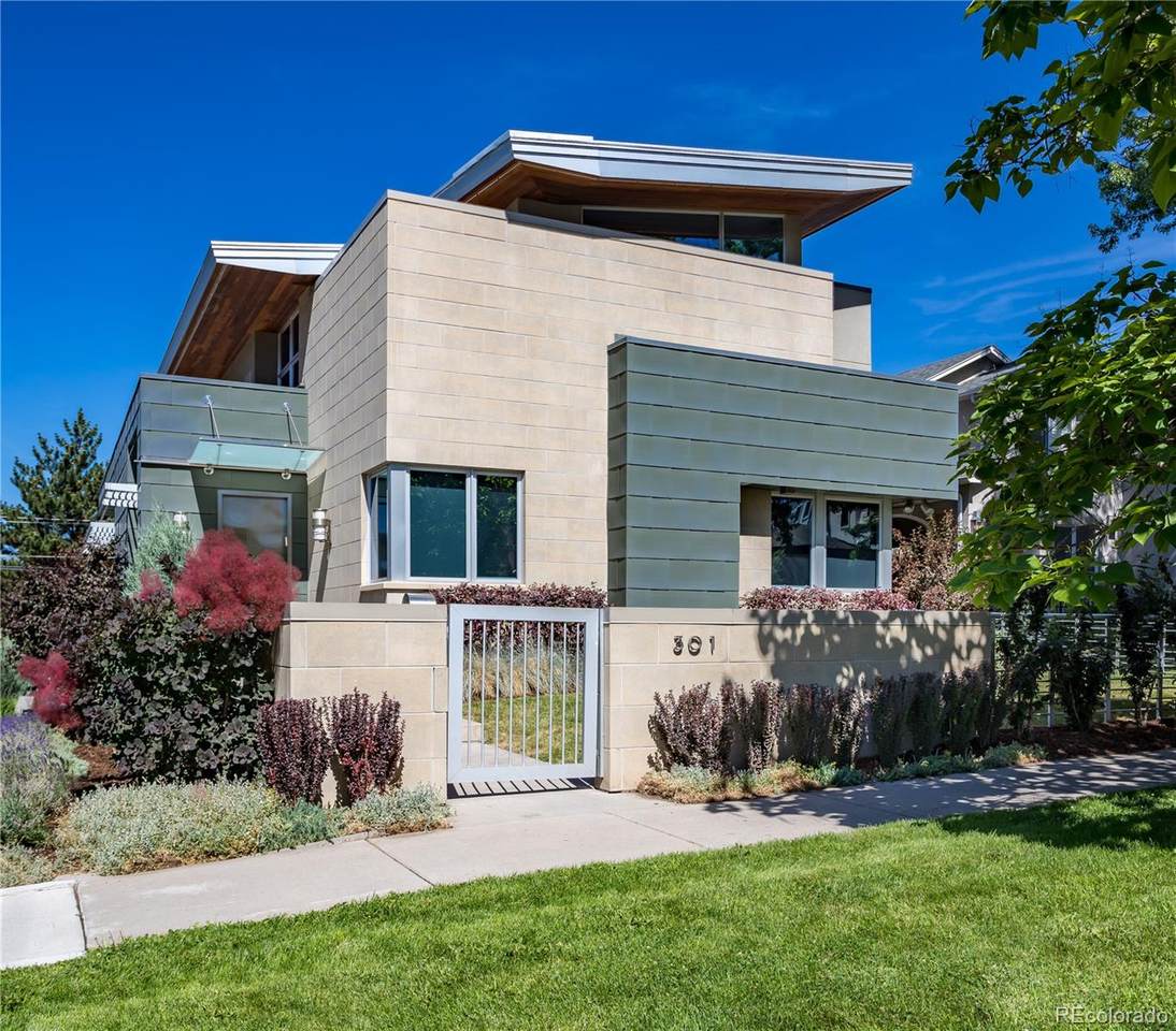 301 Monroe Street - Photo 1