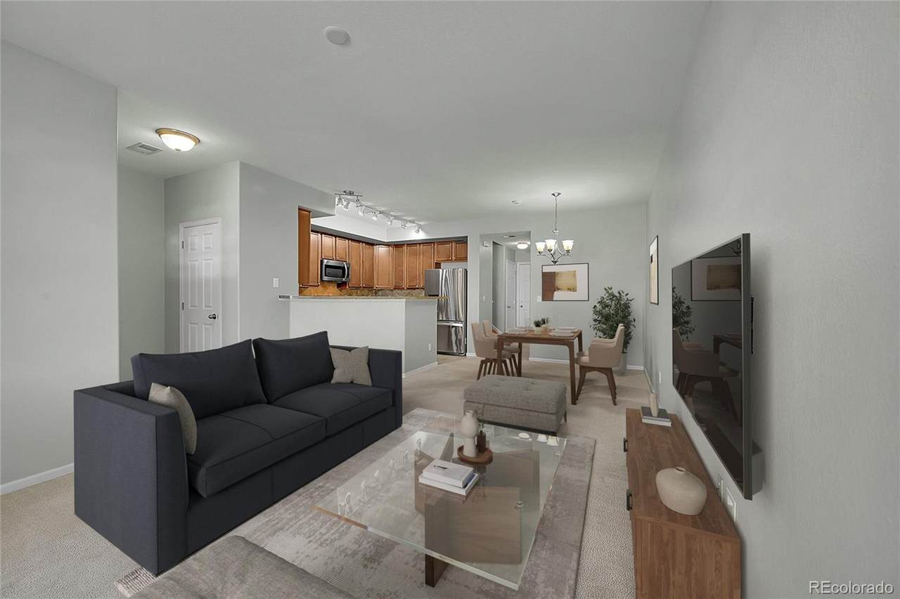 10533 Paris Street - Photo 1