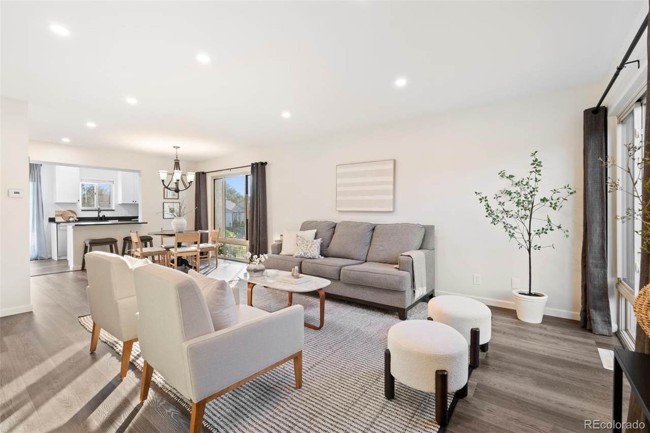 4416 Pondview Drive - Photo 1