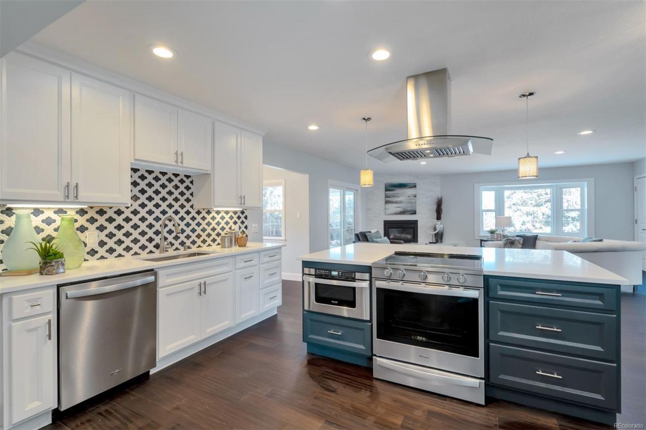 5665 Maplewood Avenue - Photo 1