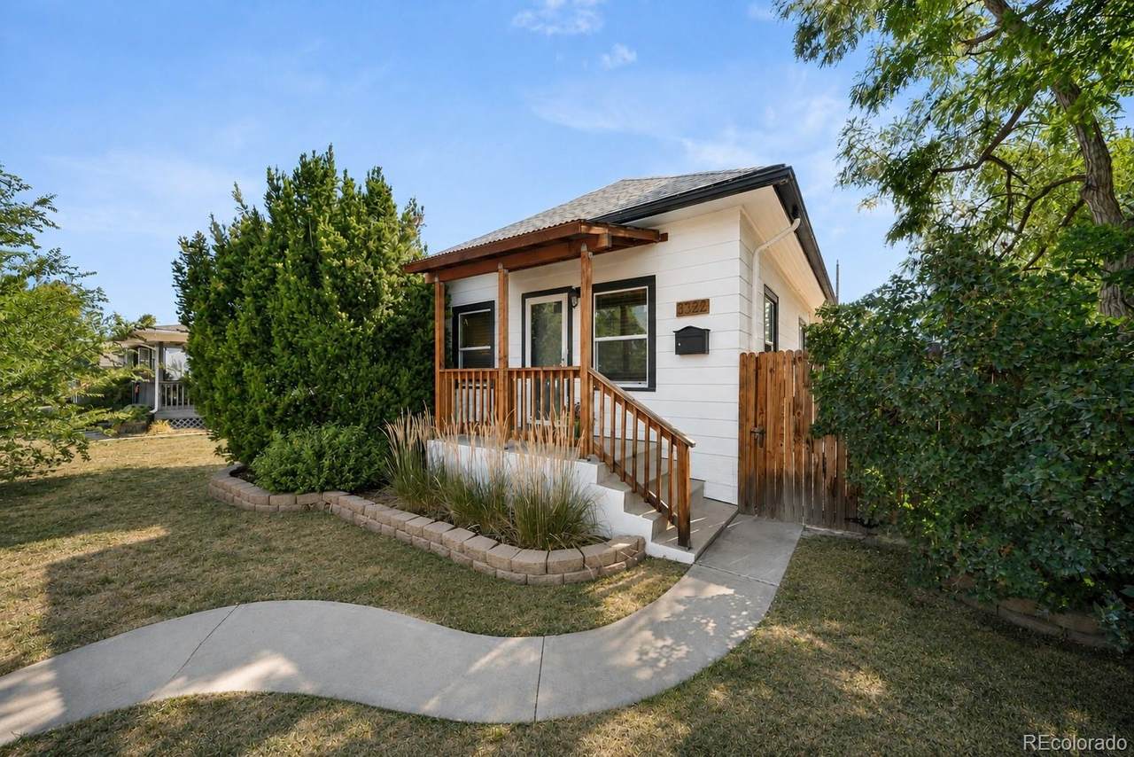 3326 Logan Street - Photo 1