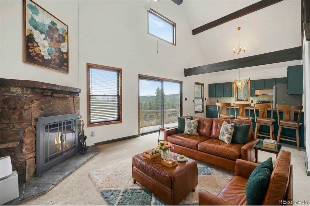 201 Silver Creek Road - Photo 1