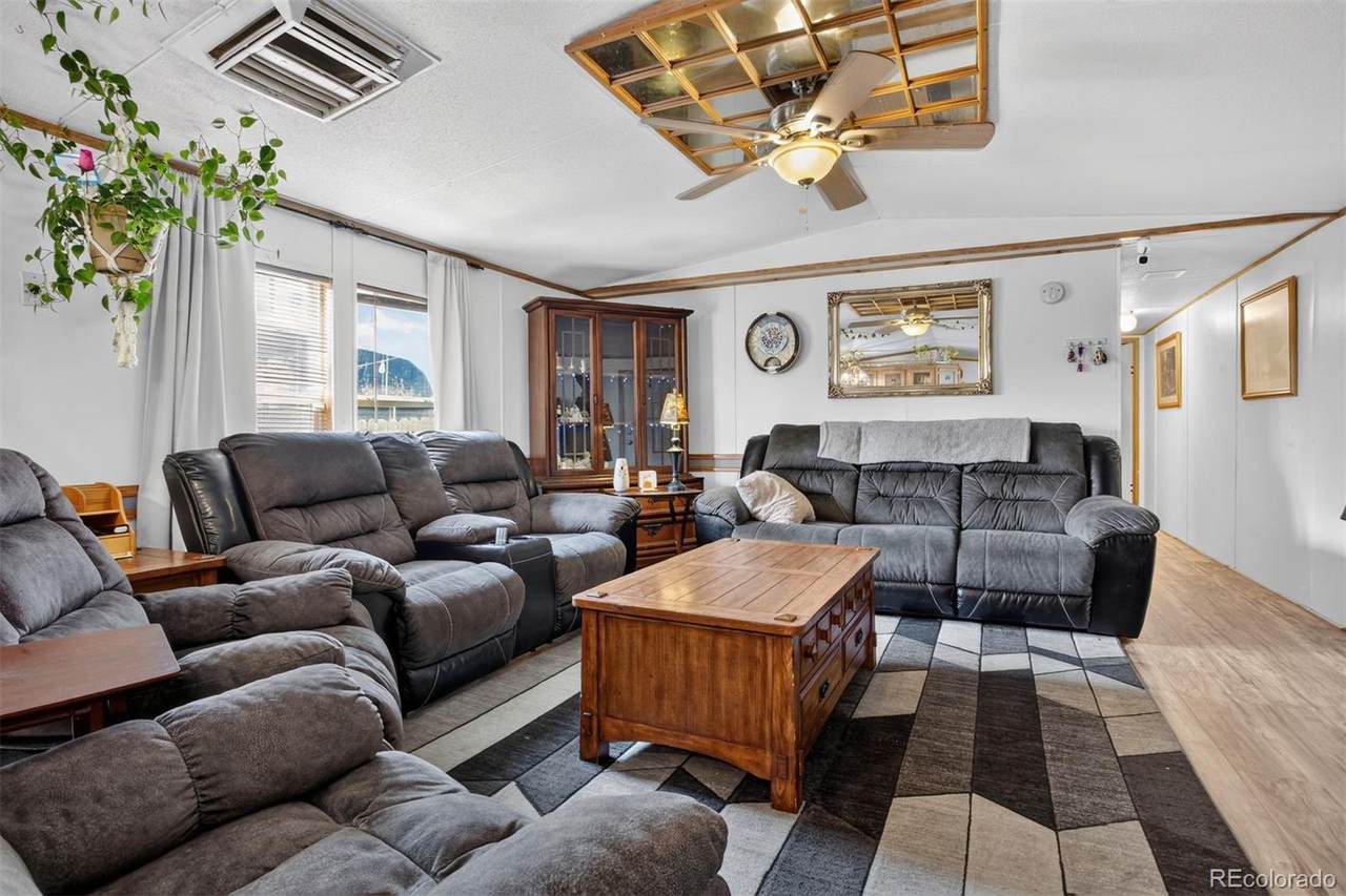 9048 Orleans Street - Photo 1
