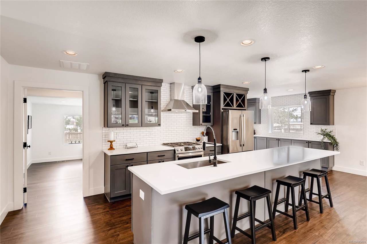 485 Krameria Street - Photo 1