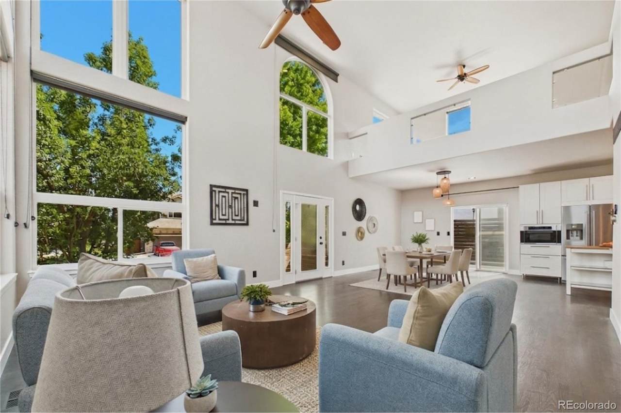 826 Catalpa Street - Photo 1
