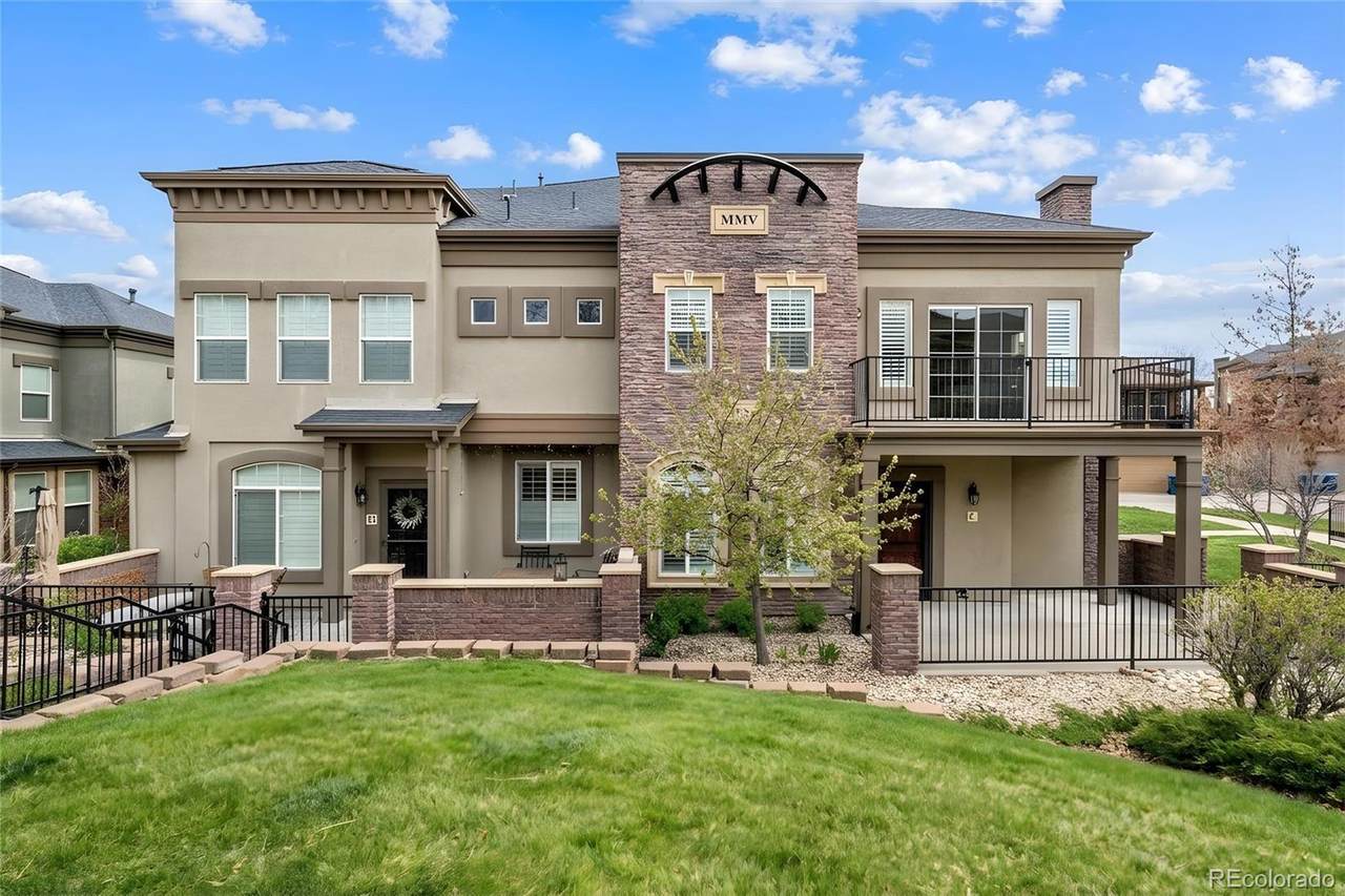 485 Elmhurst Way - Photo 1