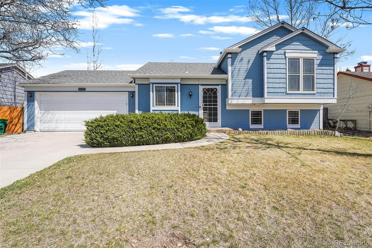 5872 Orleans Way - Photo 1