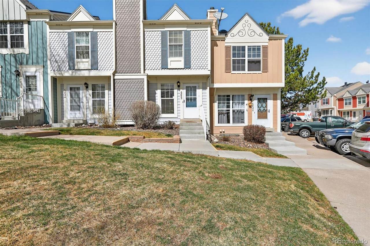 6822 Independence Street - Photo 1
