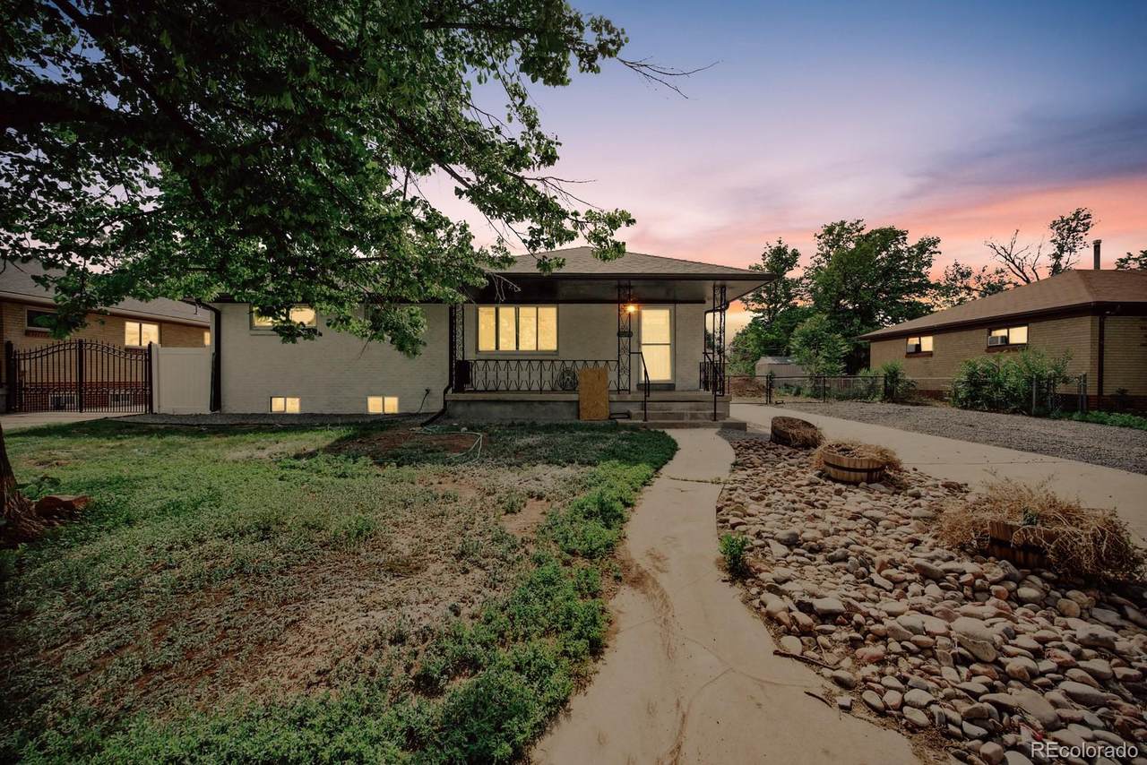 2240 Newark Street - Photo 1
