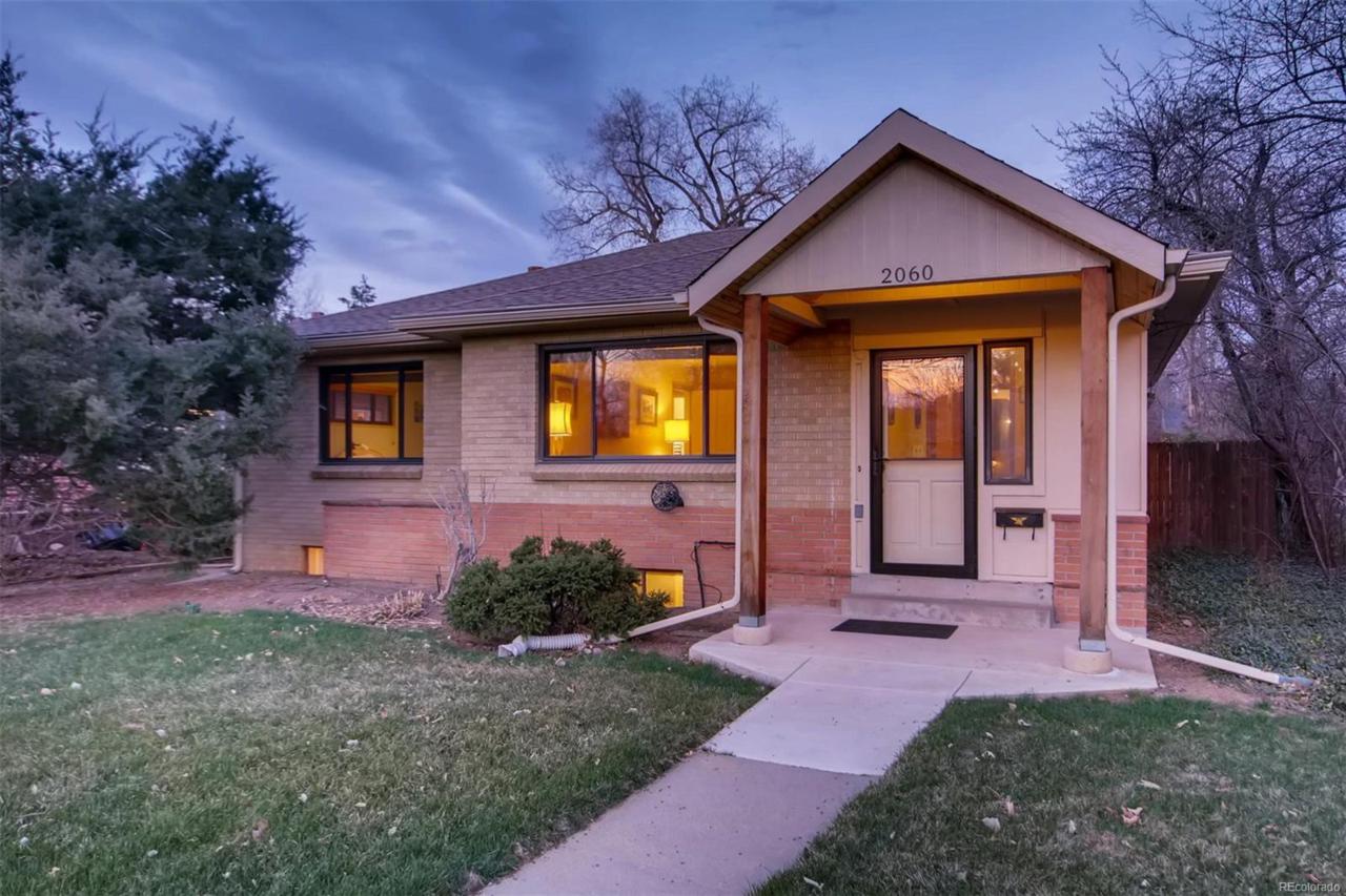 2060 Cook Street - Photo 1