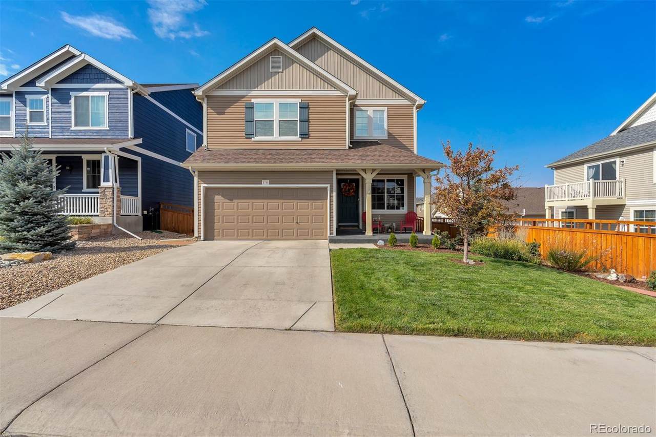 3705 Hourglass Avenue - Photo 1