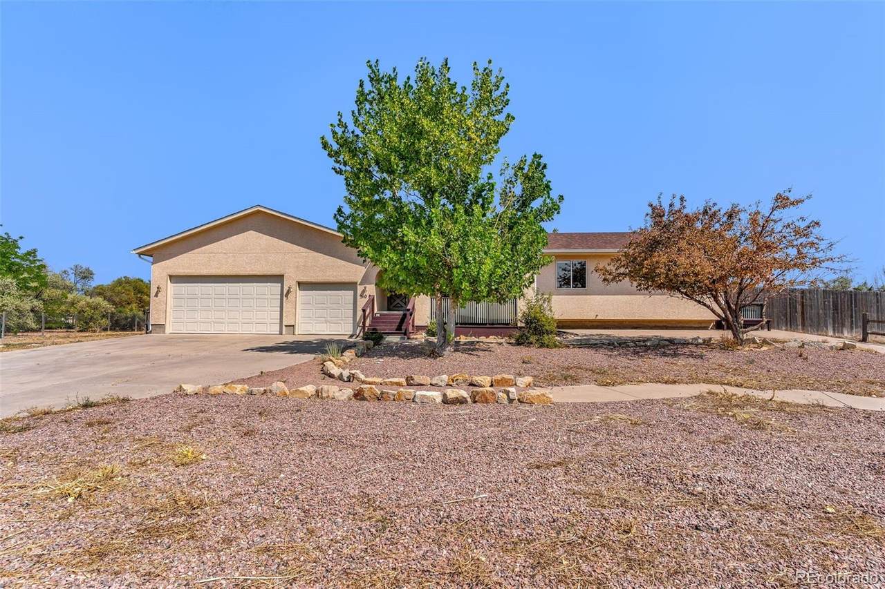 508 Bayfield Avenue - Photo 1