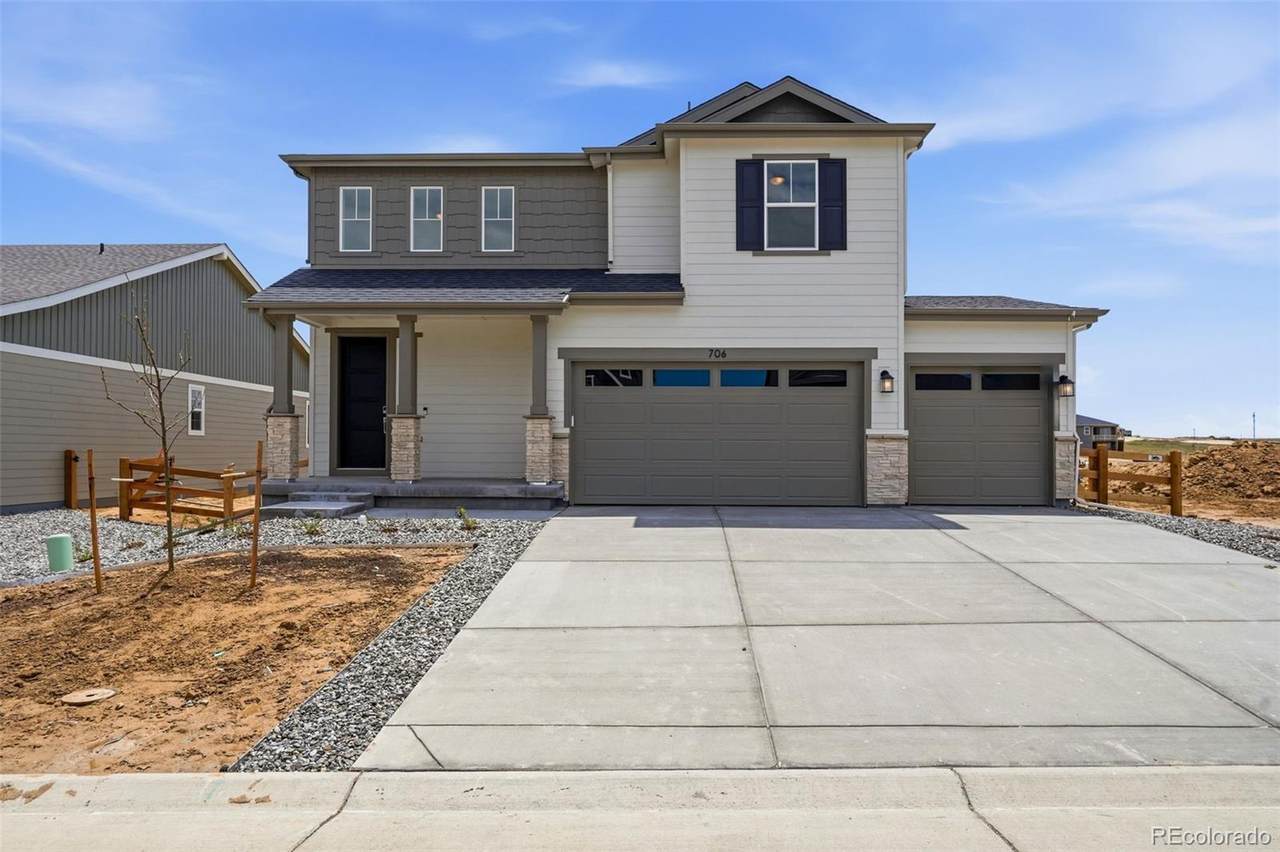 706 Bradley Circle - Photo 1