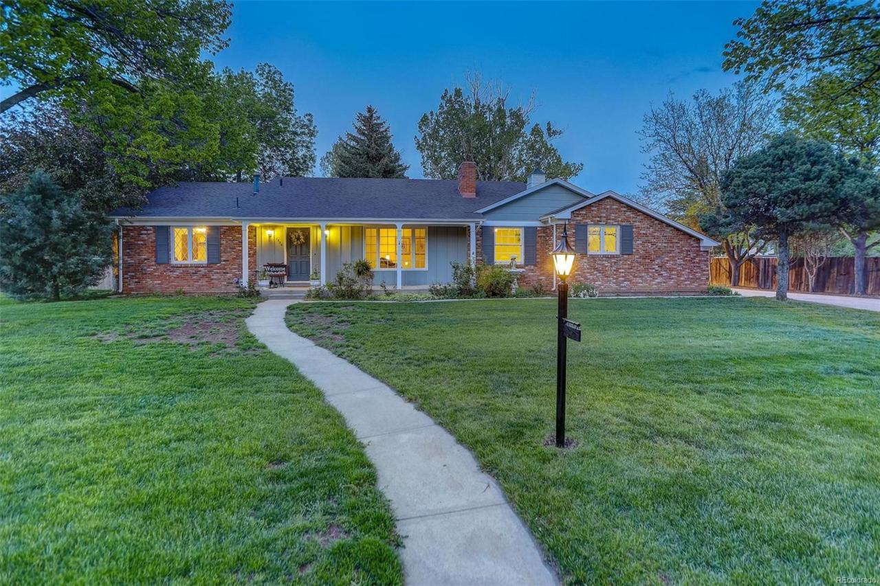 1504 Longs Peak Drive - Photo 1