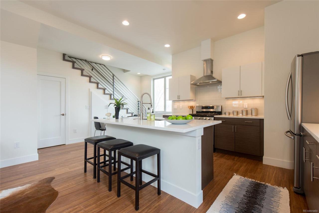1216 Perry Street - Photo 1