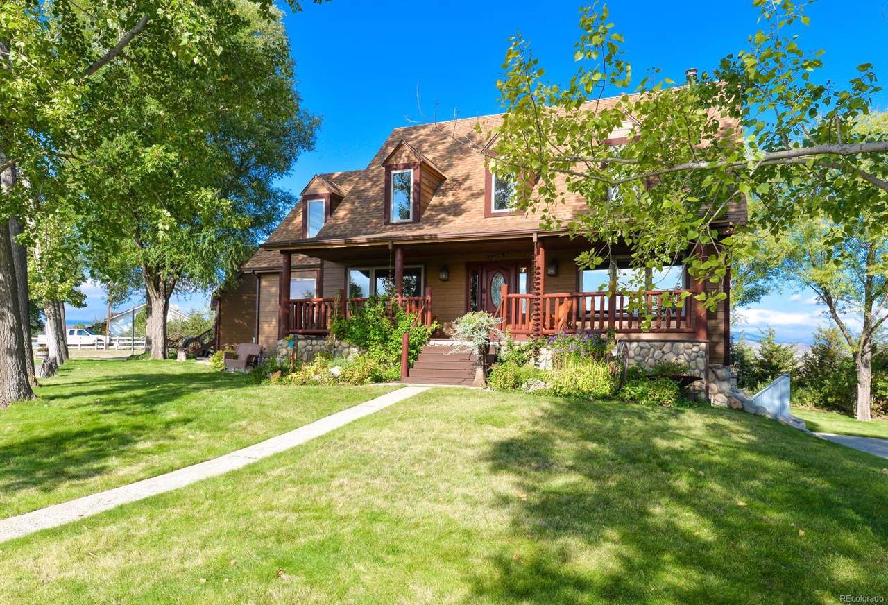 3300 Cottonwood Lane - Photo 1