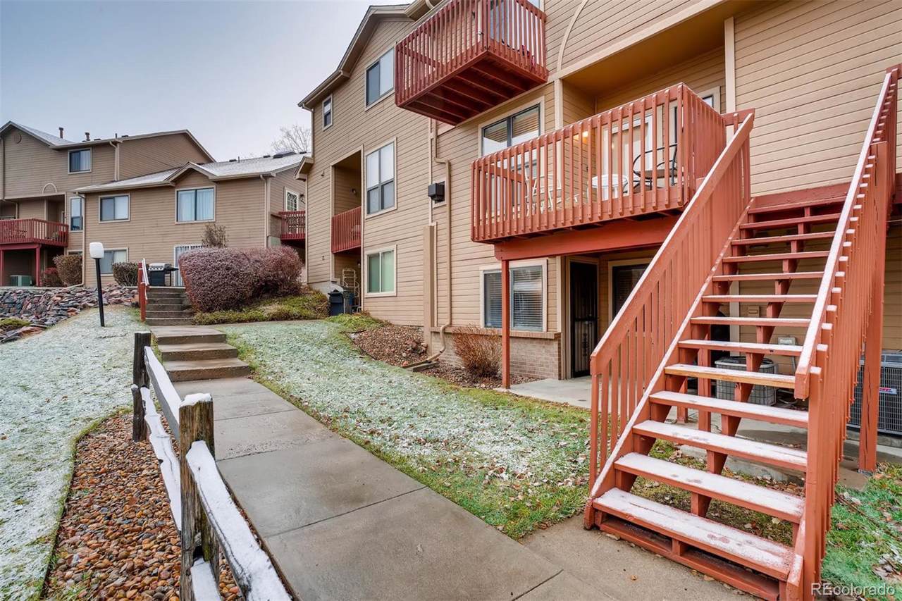 1737 Deframe Street - Photo 1